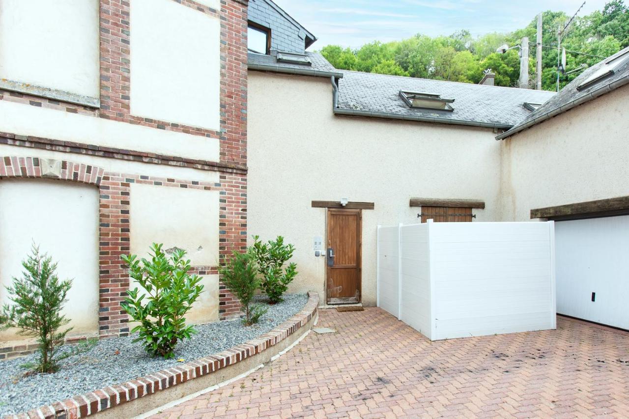 La Petite Terrasse - Appartement Spacieux Brionne Dış mekan fotoğraf